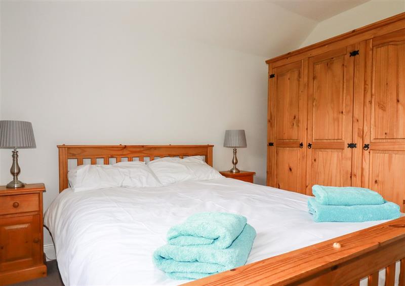 One of the 4 bedrooms (photo 4) at The Roundhouse, St Teath