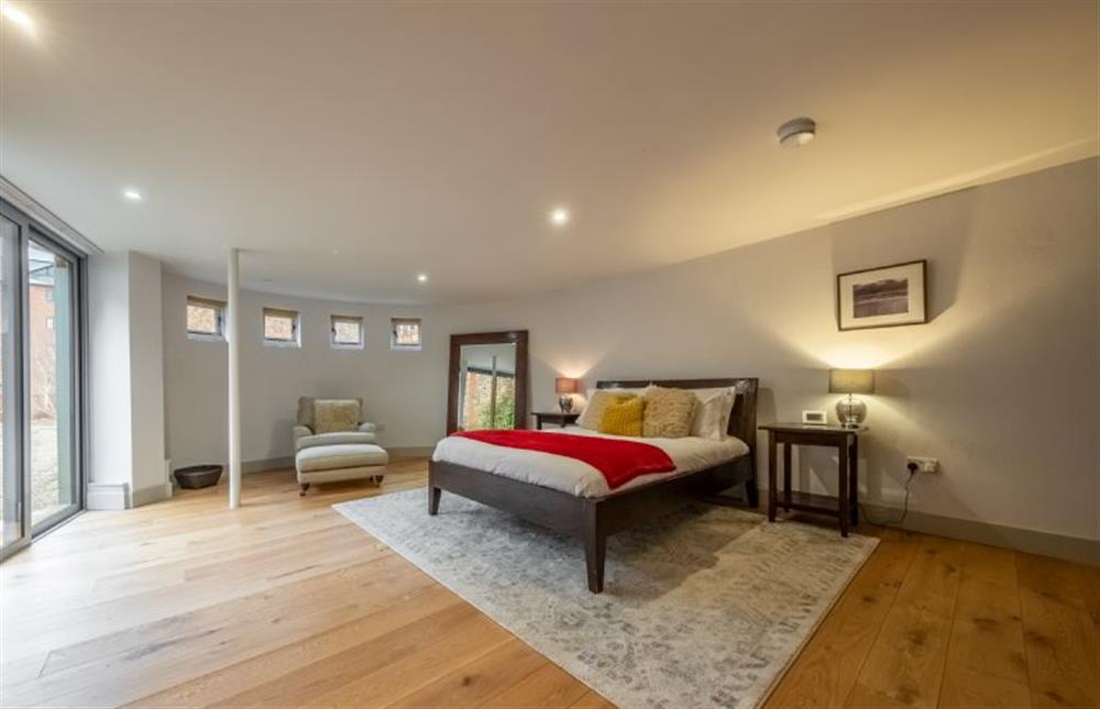 Ground floor: Bedroom three at The Roundhouse, Wells-next-the-Sea