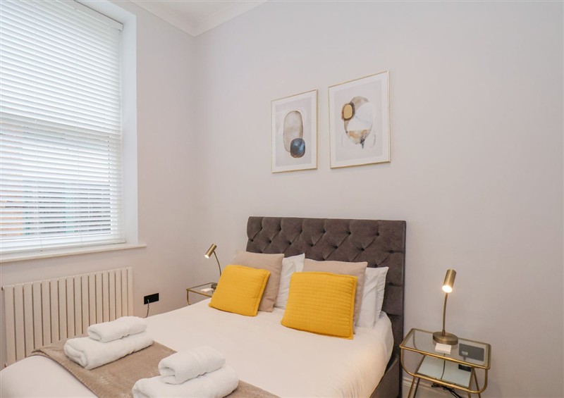 A bedroom in The Salisbury Apartment 106 at The Salisbury Apartment 106, Scarborough