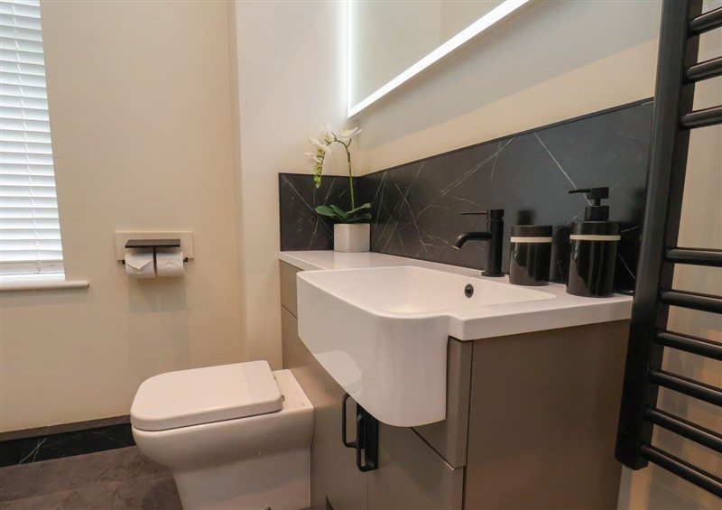 The bathroom (photo 3) at The Salisbury Apartment 203, Scarborough