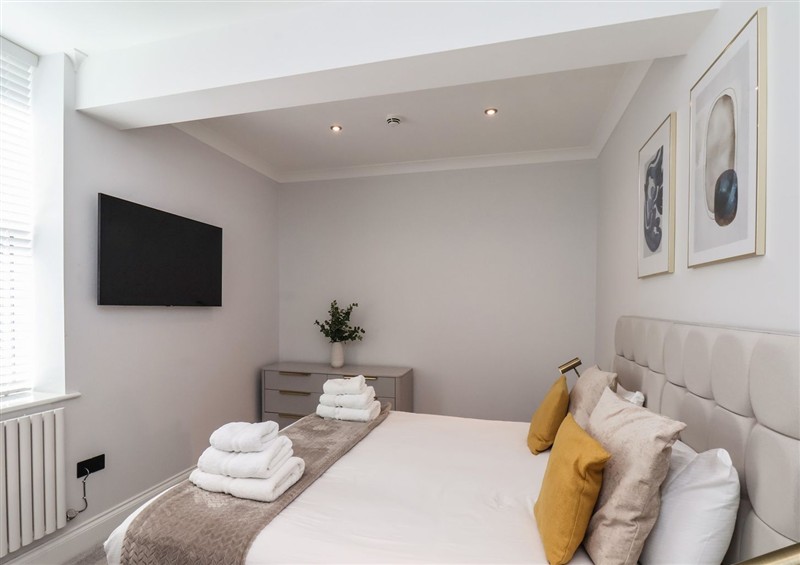 A bedroom in The Salisbury Apartment 206 at The Salisbury Apartment 206, Scarborough
