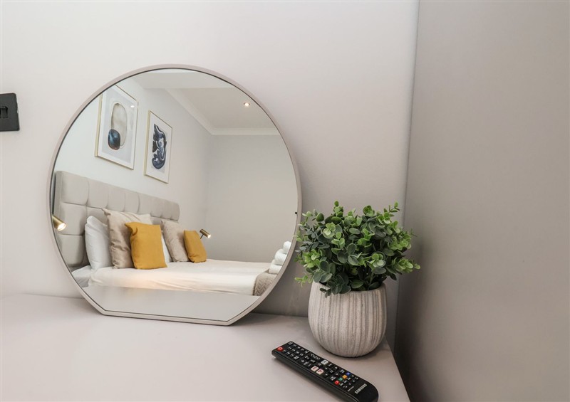 The living area at The Salisbury Apartment 206, Scarborough