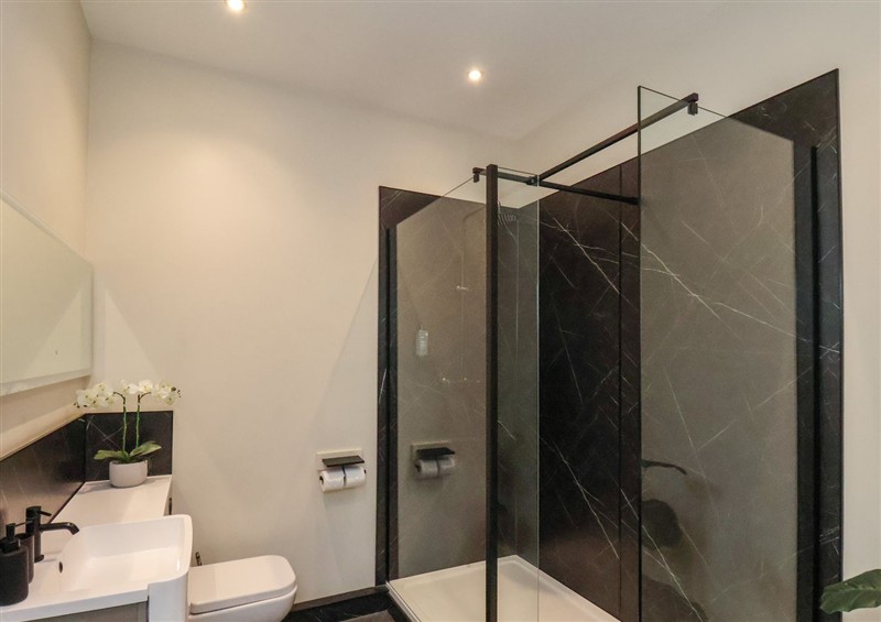 Bathroom at The Salisbury Apartment 301, Scarborough