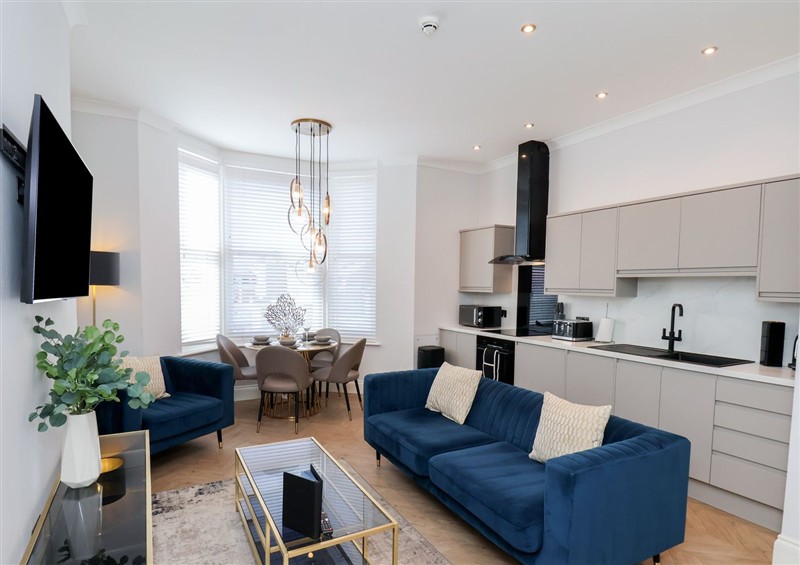 The living area at The Salisbury Apartment 301, Scarborough