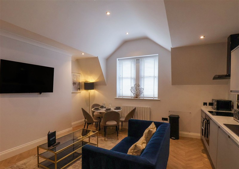 Enjoy the living room at The Salisbury Apartment 401, Scarborough