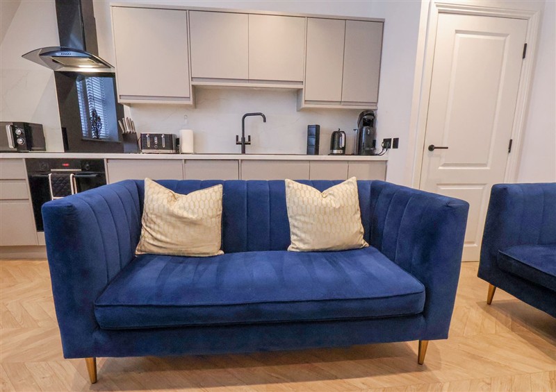 The living area at The Salisbury Apartment 401, Scarborough
