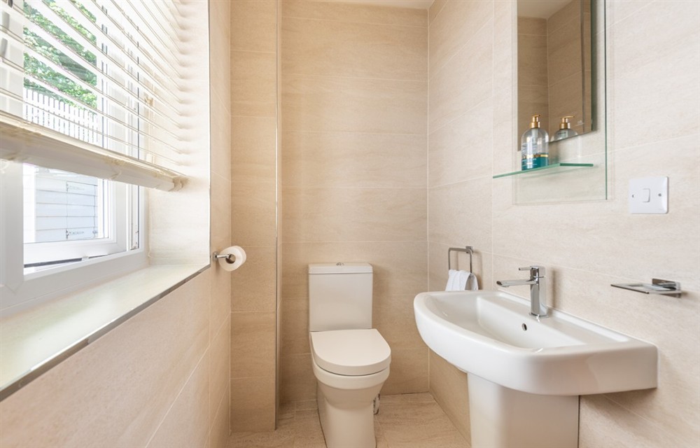 Bathroom at The Sands in Salcombe