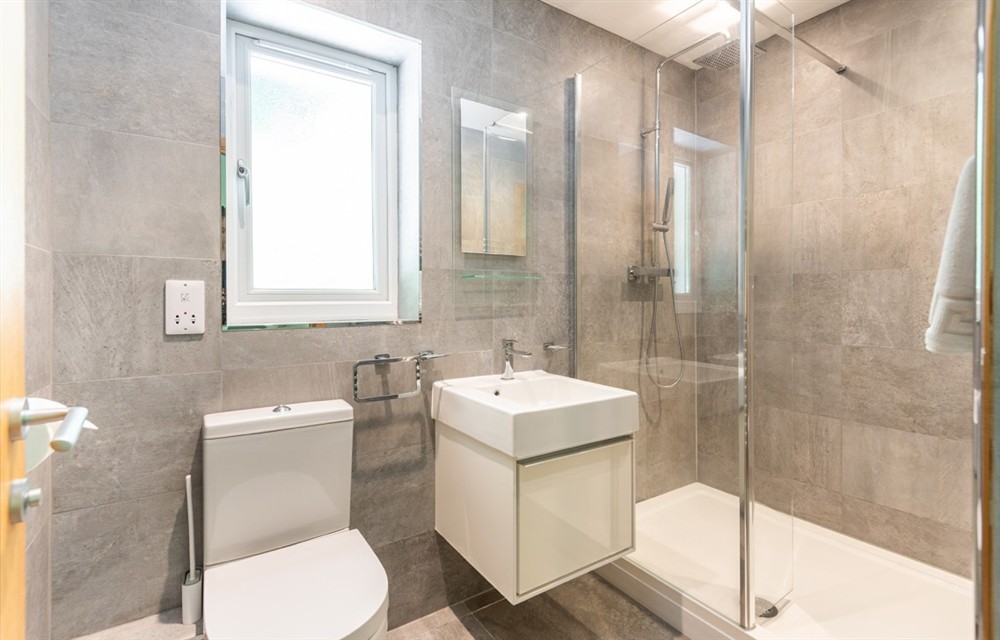 The bathroom (photo 5) at The Sands in Salcombe
