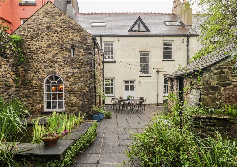 The setting at The Secret Garden, Narberth