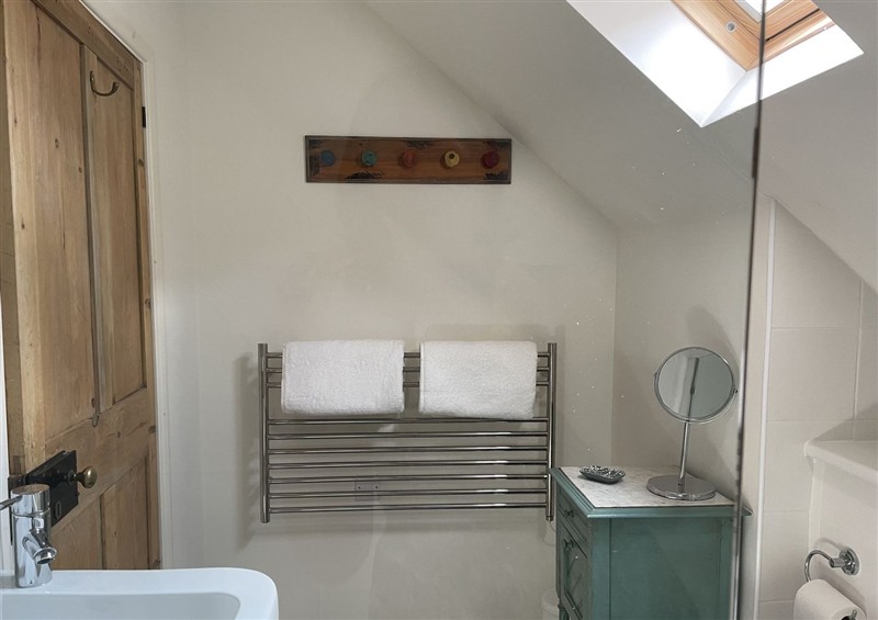 Bathroom at The Shed, Alveston near Tiddington