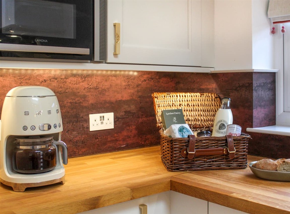 Kitchen (photo 2) at The Shed in Falmouth, Cornwall