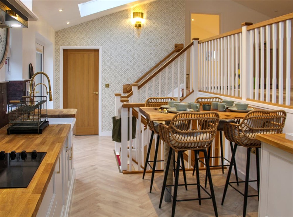 Kitchen/diner at The Shed in Falmouth, Cornwall