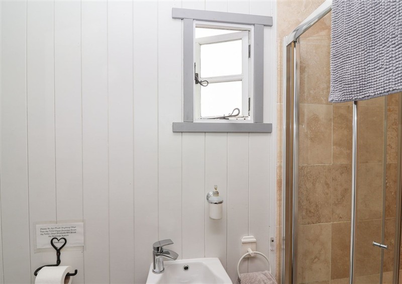Bathroom at The Shepherds Hut, Nettleton