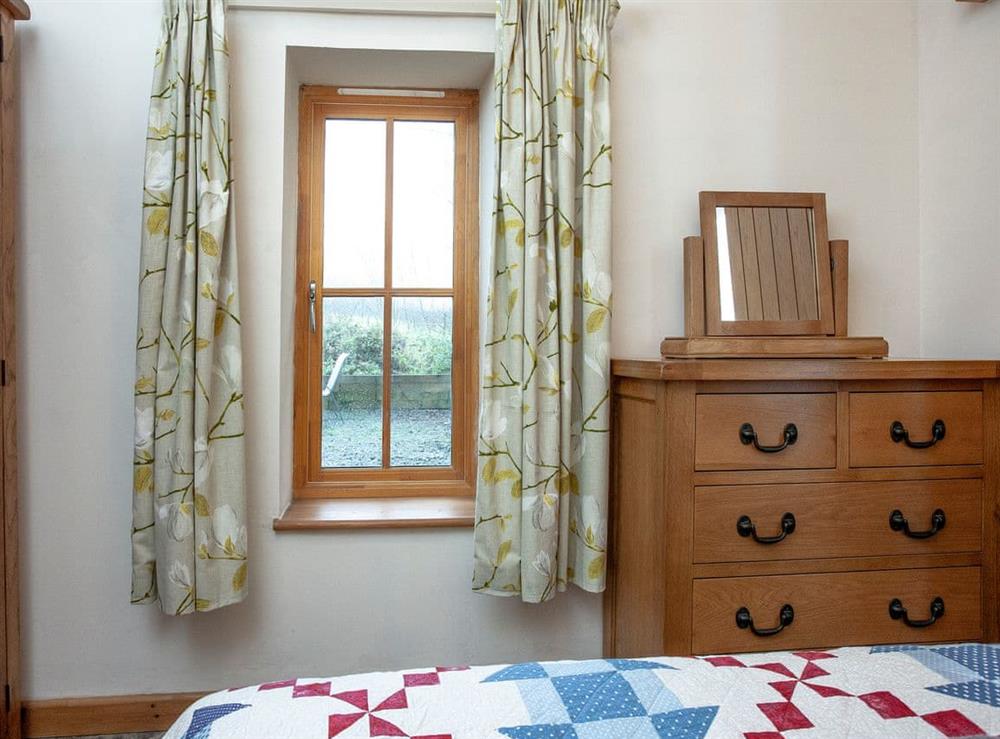 Double bedroom (photo 2) at The Shippen in Bucks Cross, near Bideford, Devon