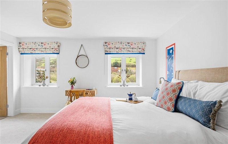 A bedroom in The Shippon (photo 2) at The Shippon, Devon