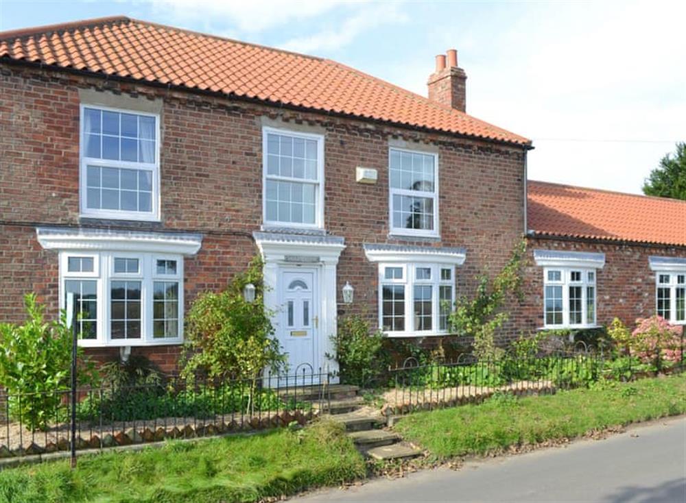The Small Holding in Old Ellerby, near Hull, North Humberside sleeps 12