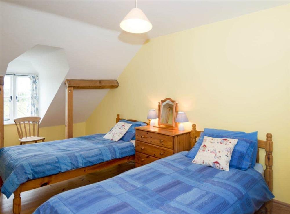 Cosy twin bedroom at The Stable in Foxham, near Chippenham, Wiltshire