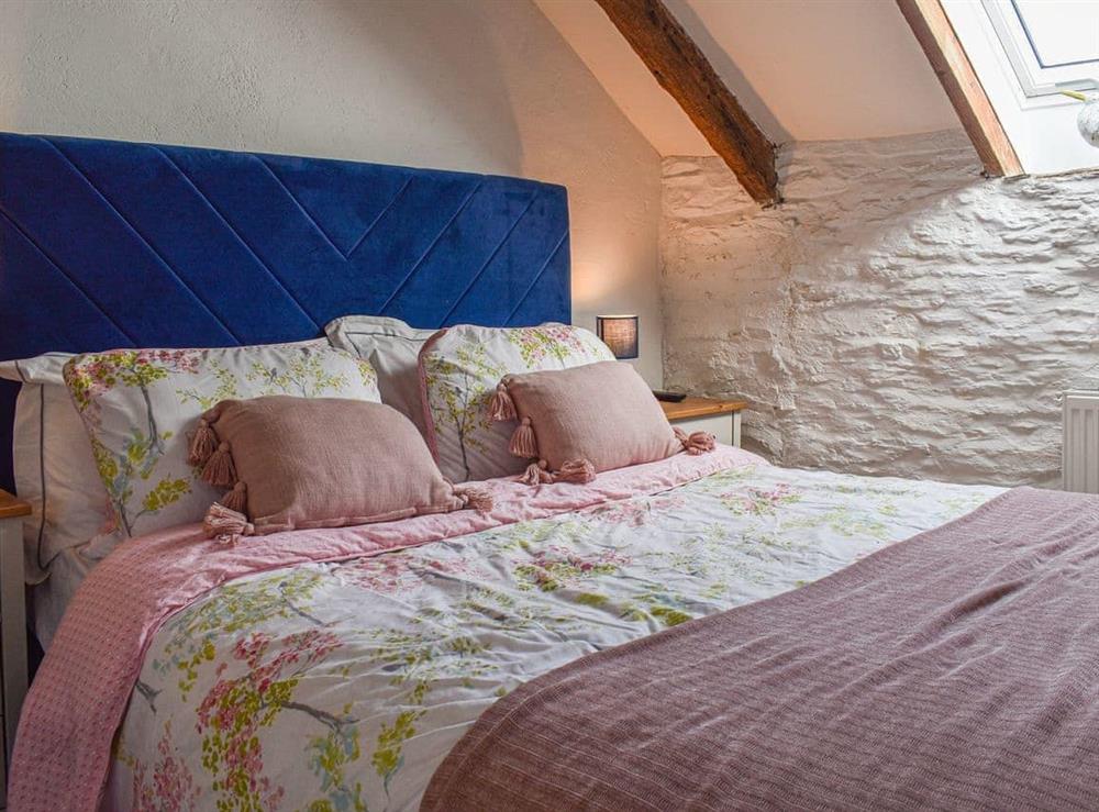 Double bedroom at The Stables in Fowey, Cornwall