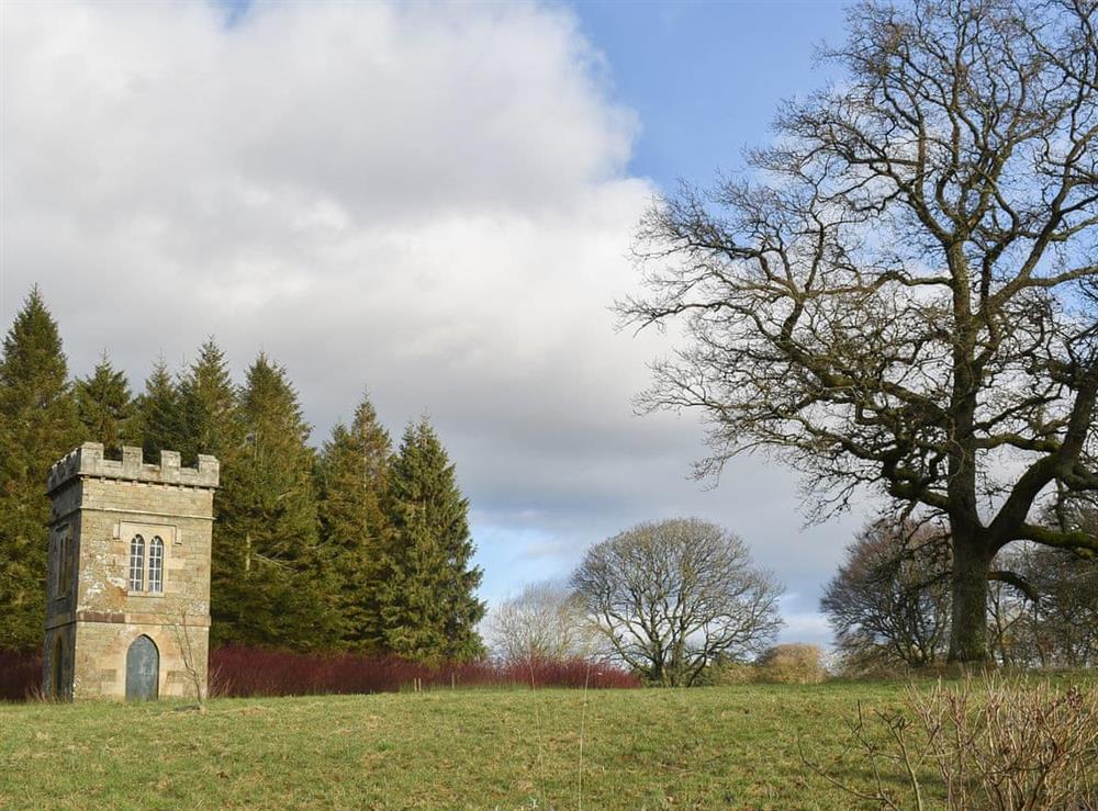 The grounds are home to a quirky folly at The Stables in Harburn, near West Calder, West Lothian