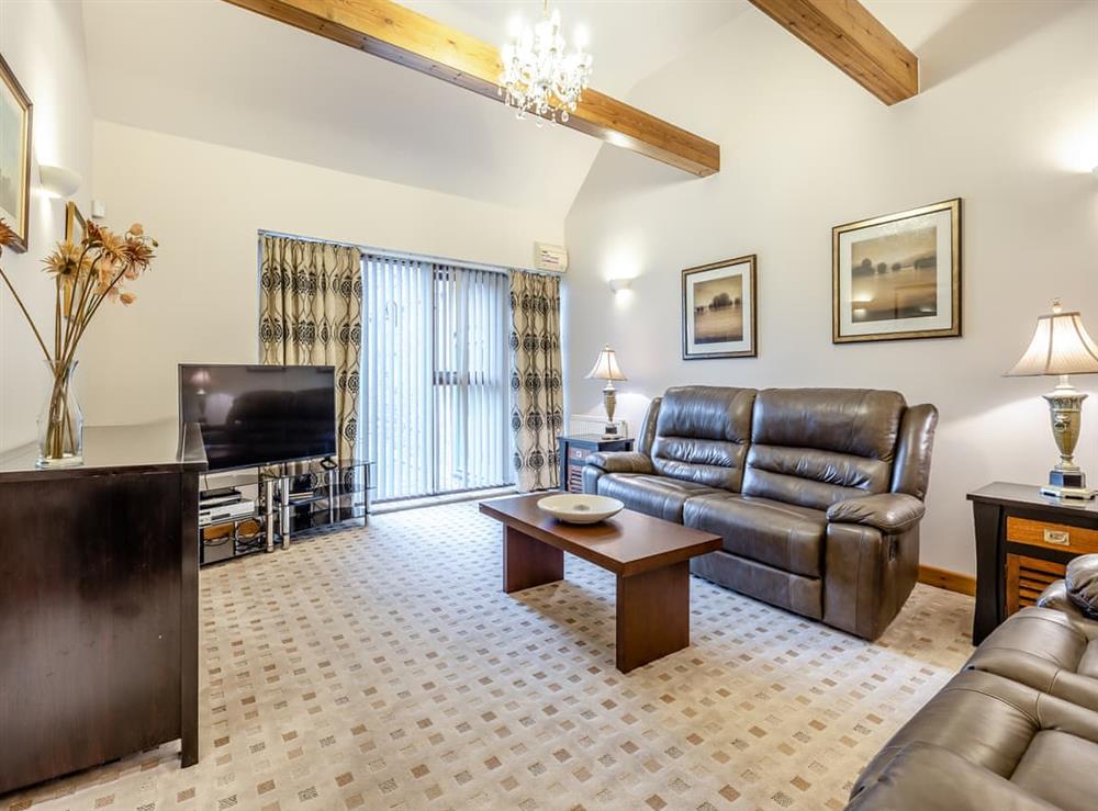 Living room (photo 3) at The Stables in Holton-Le-Clay, near Cleethorpes, Lincolnshire