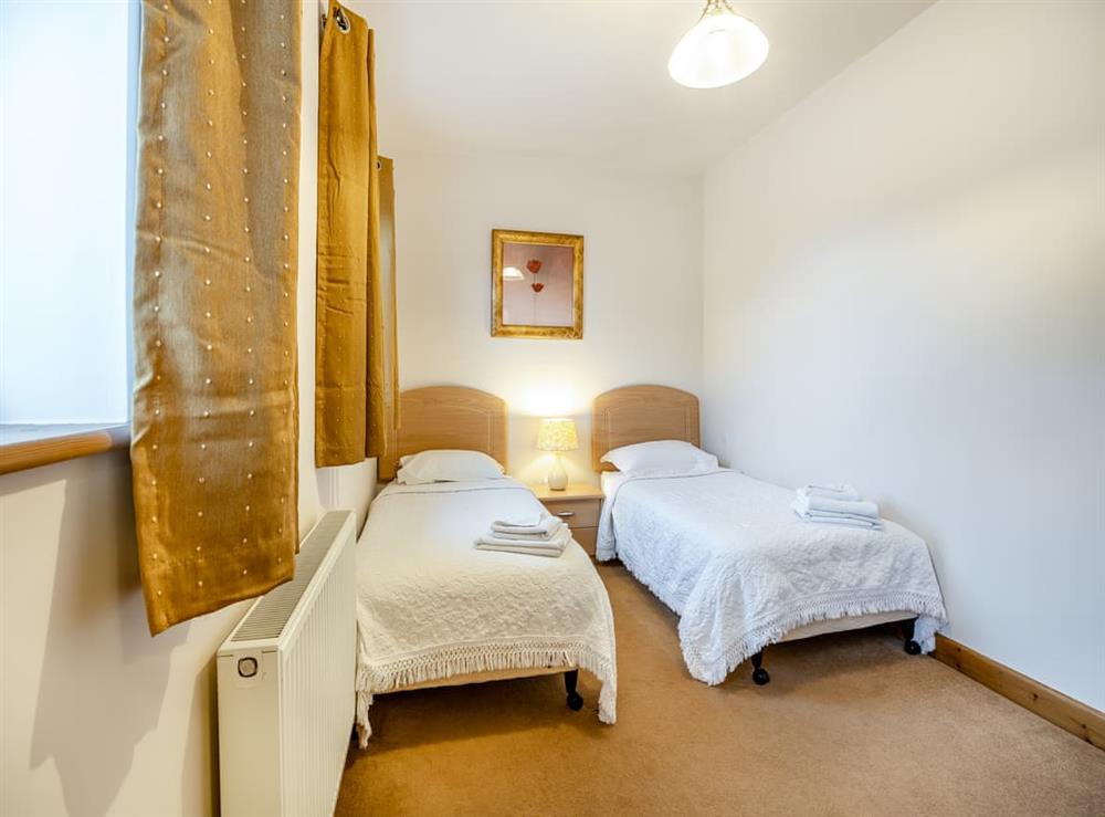 Twin bedroom (photo 2) at The Stables in Holton-Le-Clay, near Cleethorpes, Lincolnshire