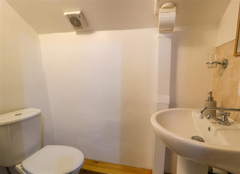 Bathroom at The Stables, Llanrhaeadr-Ym-Mochnant