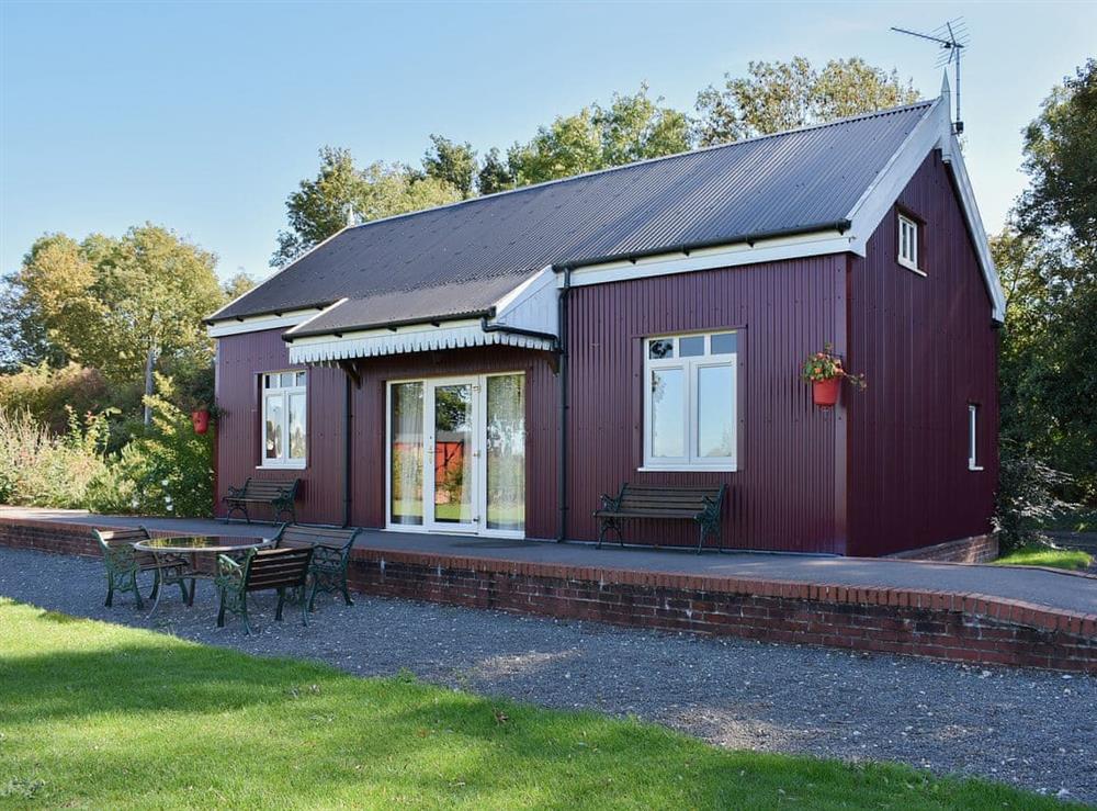 Quirky holiday cottage perched on a disused railway platform