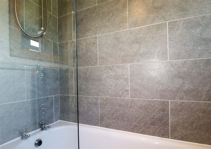 This is the bathroom at The Studio, Feock near Truro