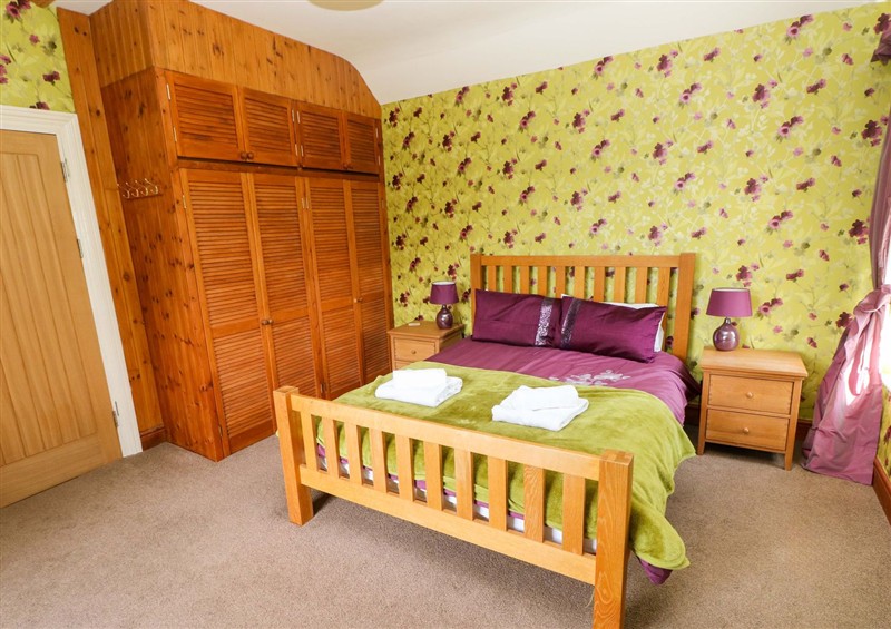 A bedroom in The Sycamores (photo 6) at The Sycamores, Llawhaden near Narberth