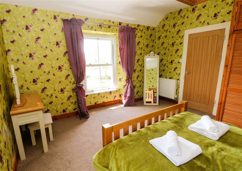One of the 8 bedrooms (photo 8) at The Sycamores, Llawhaden near Narberth
