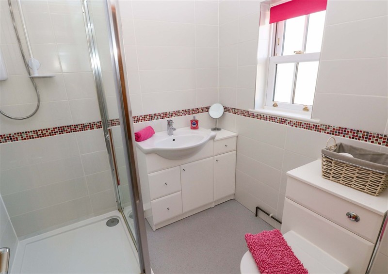 The bathroom at The Sycamores, Llawhaden near Narberth