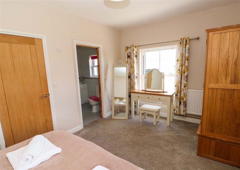 This is a bedroom (photo 3) at The Sycamores, Llawhaden near Narberth