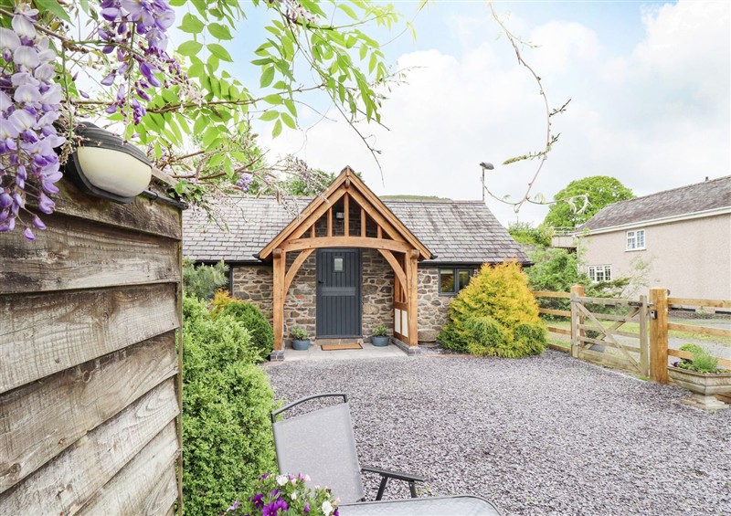 Outside at The Talkhouse Cottage, Caersws