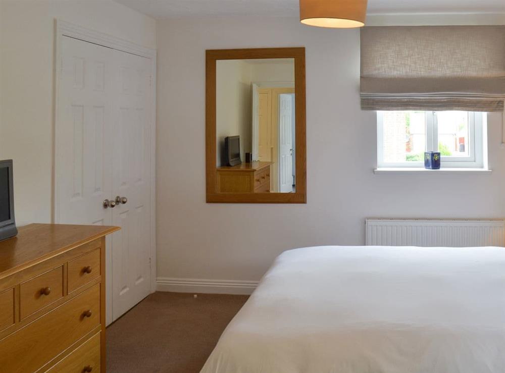 Spacious en-suite double bedroom at The Tides in Bridport, Dorset