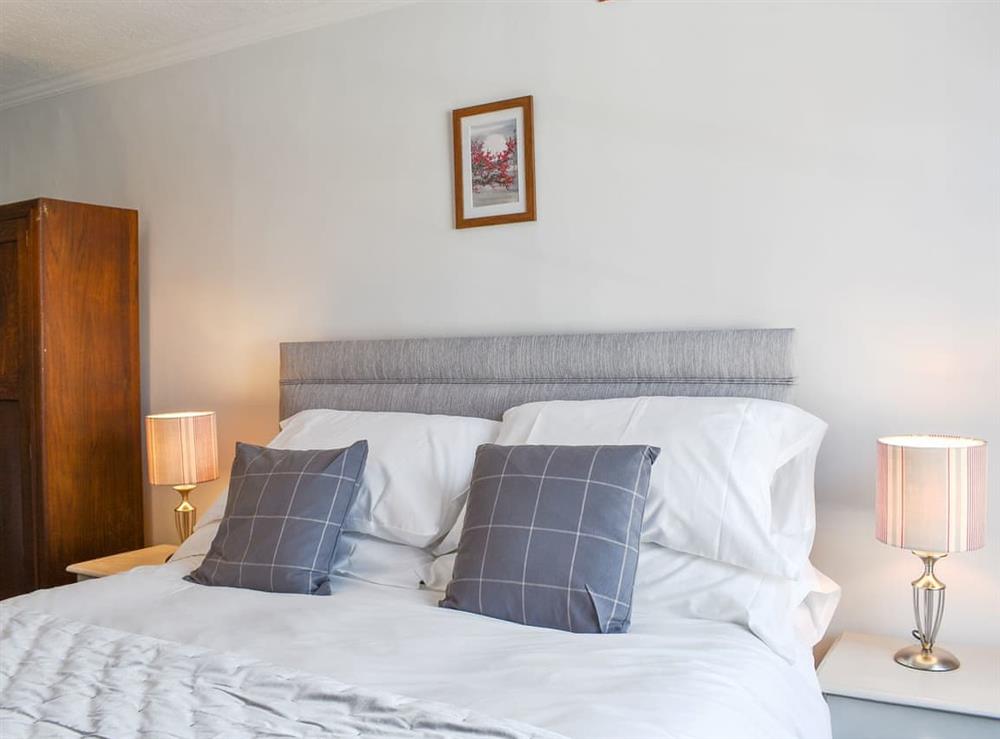Comfortable double bedroom (photo 3) at The Town House in Wimborne, Dorset