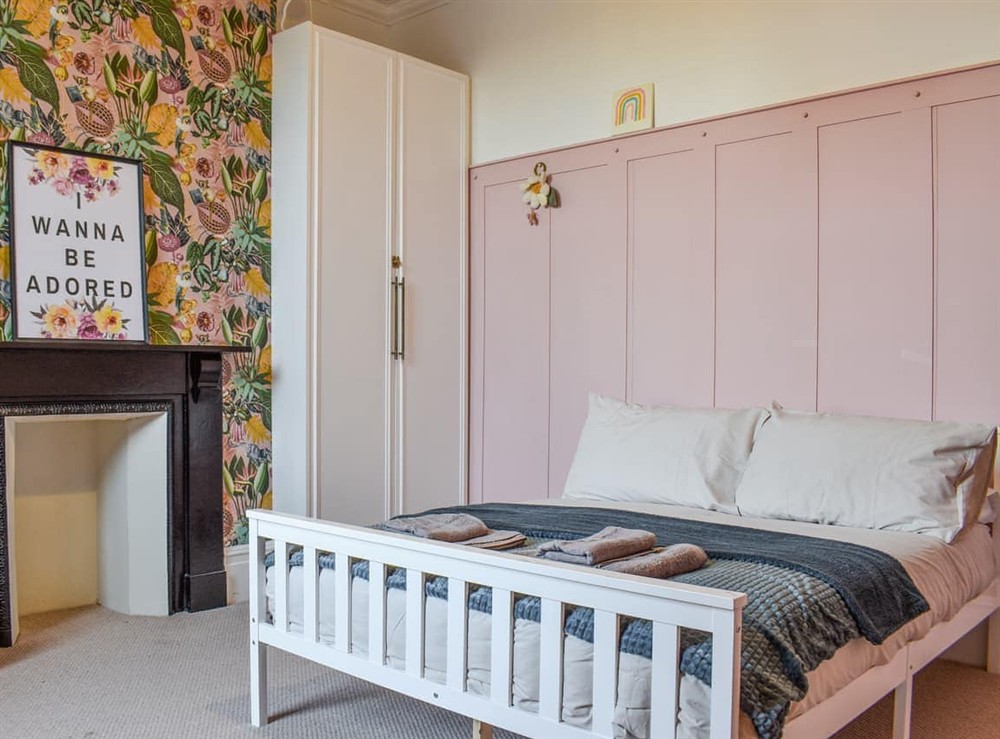Double bedroom (photo 5) at The Trinitys in Bridlington, North Humberside