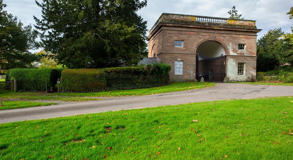 The exterior of The Triumphal Arch, Leominster, Herefordshire (photo 2) at The Triumphal Arch in Leominster, Herefordshire