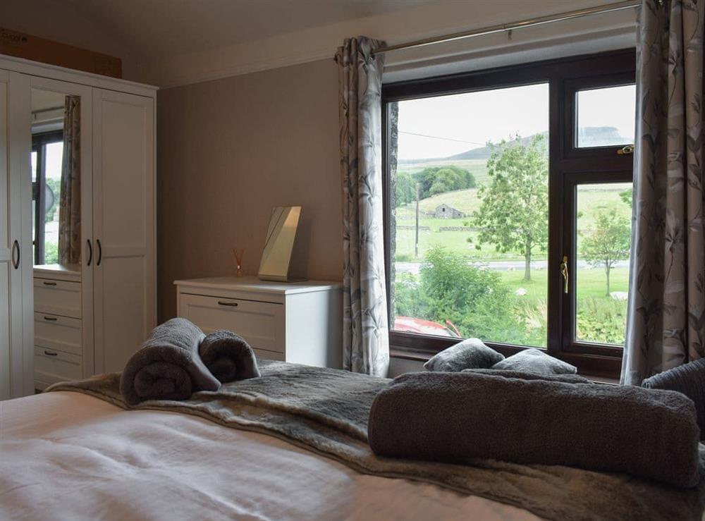 Double bedroom (photo 3) at The View in Horton-in-Ribblesdale, near Settle, Yorkshire, North Yorkshire