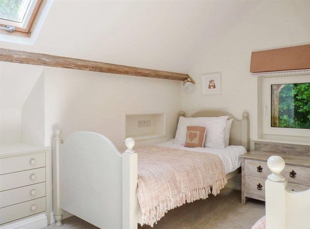 Twin bedroom at The Vinery in Marldon, near Paignton, Devon