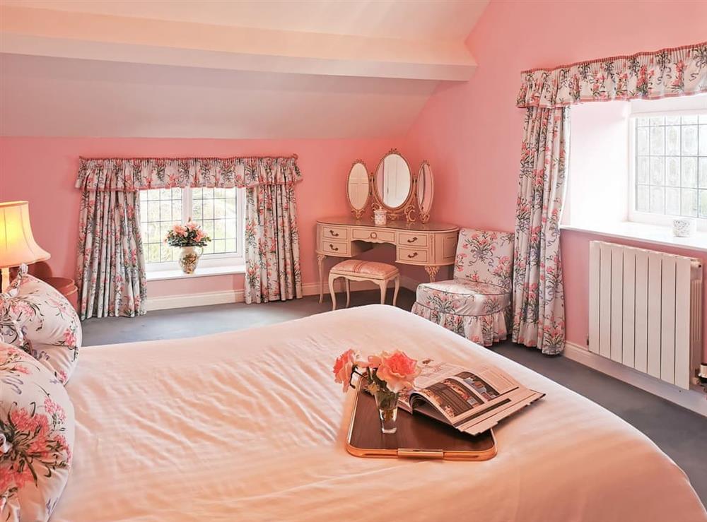 Relaxing pretty double bedroom at The Wain House in Weston Rhyn, near Oswestry, Shropshire