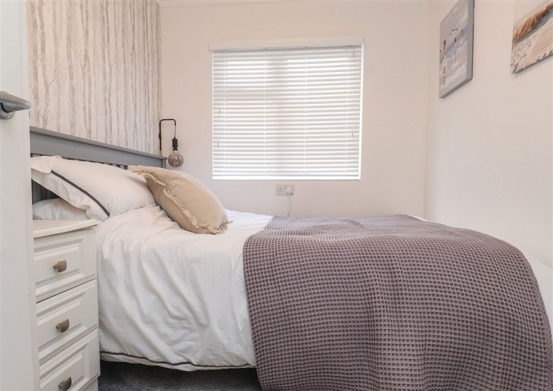 A bedroom in The Warren M5 at The Warren M5, Castellmarch near Abersoch