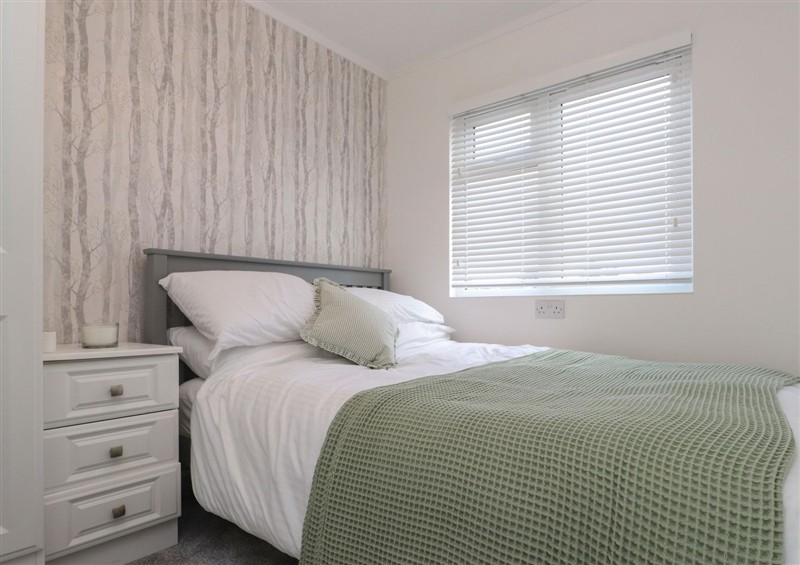 One of the 3 bedrooms (photo 2) at The Warren M5, Castellmarch near Abersoch