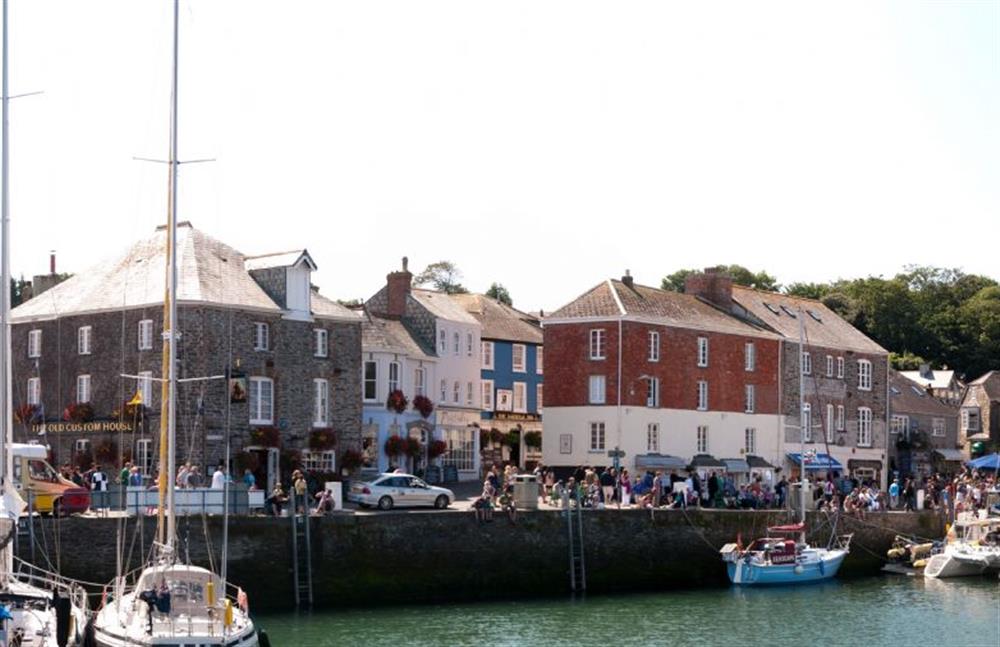 Cycle along the estuary and spend a day