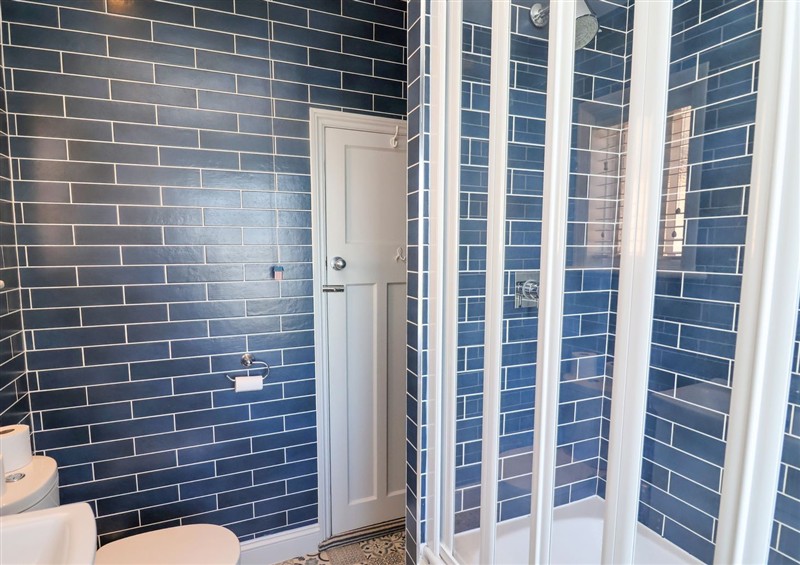 The bathroom (photo 2) at The Waverley, Southwold