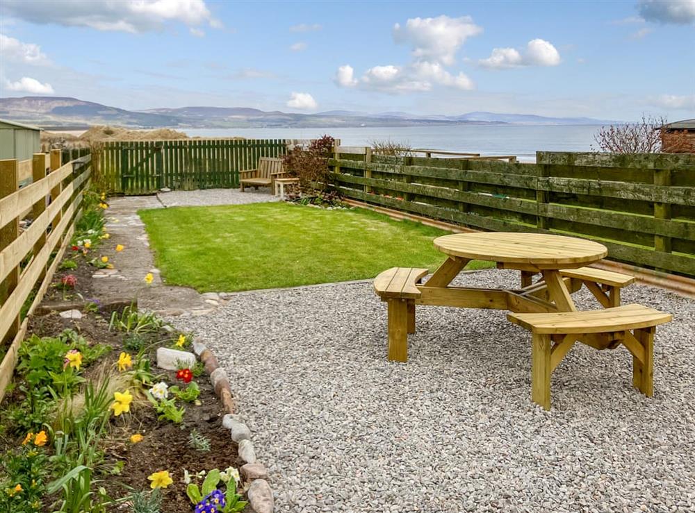 Outdoor area at The Wee Belter in Dornoch, Sutherland