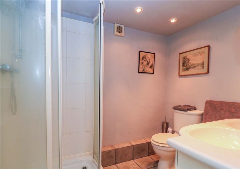 The bathroom at The White House, Piddletrenthide