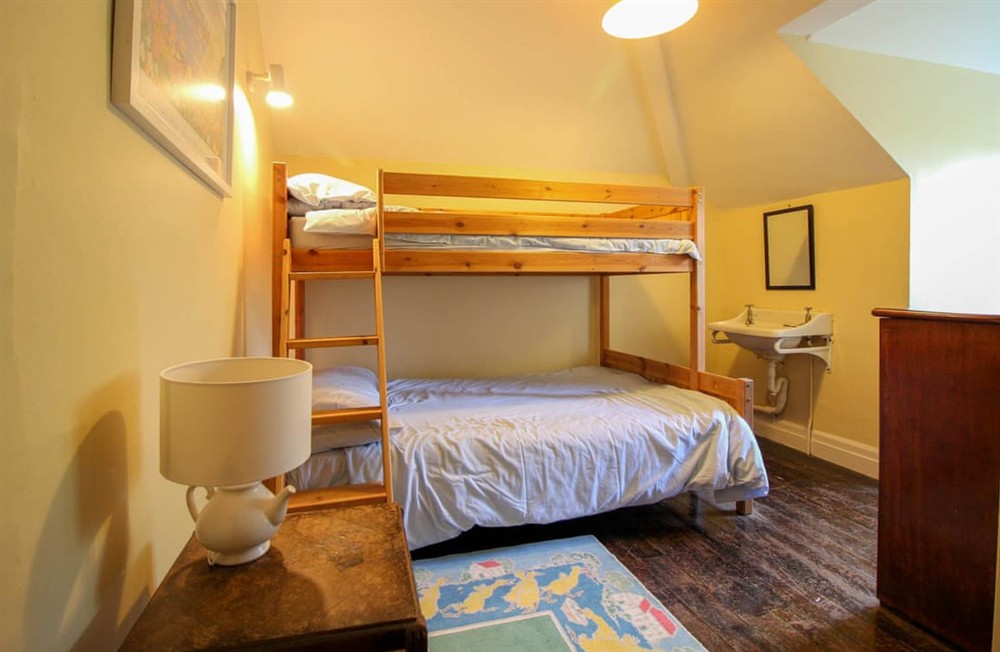 Bunk bedroom at The White House in St Mawes, Cornwall