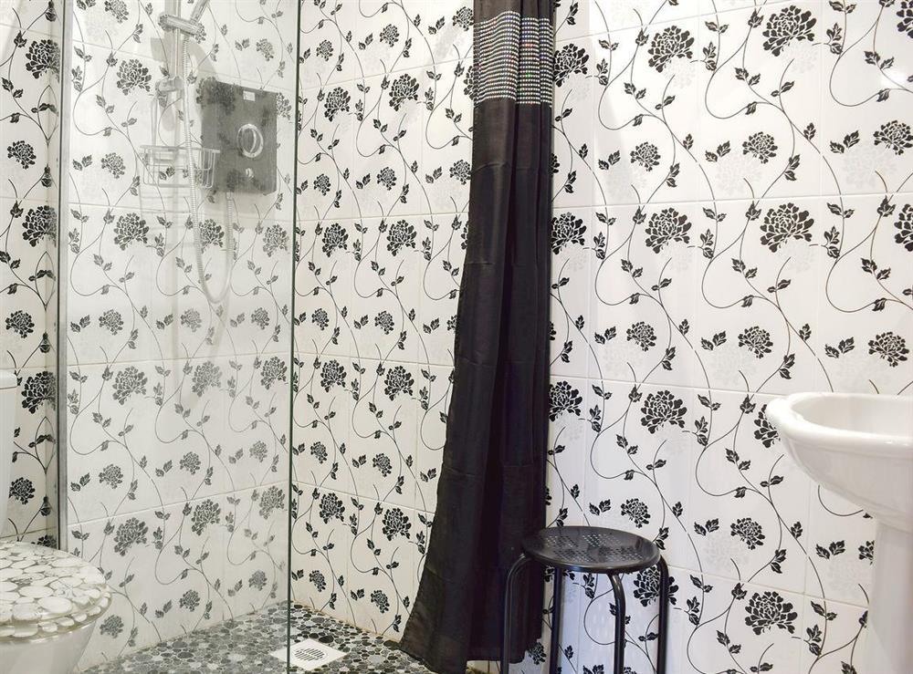 Tiled shower room at The Writing Room in Barford, near Stratford-upon-Avon, Warwickshire