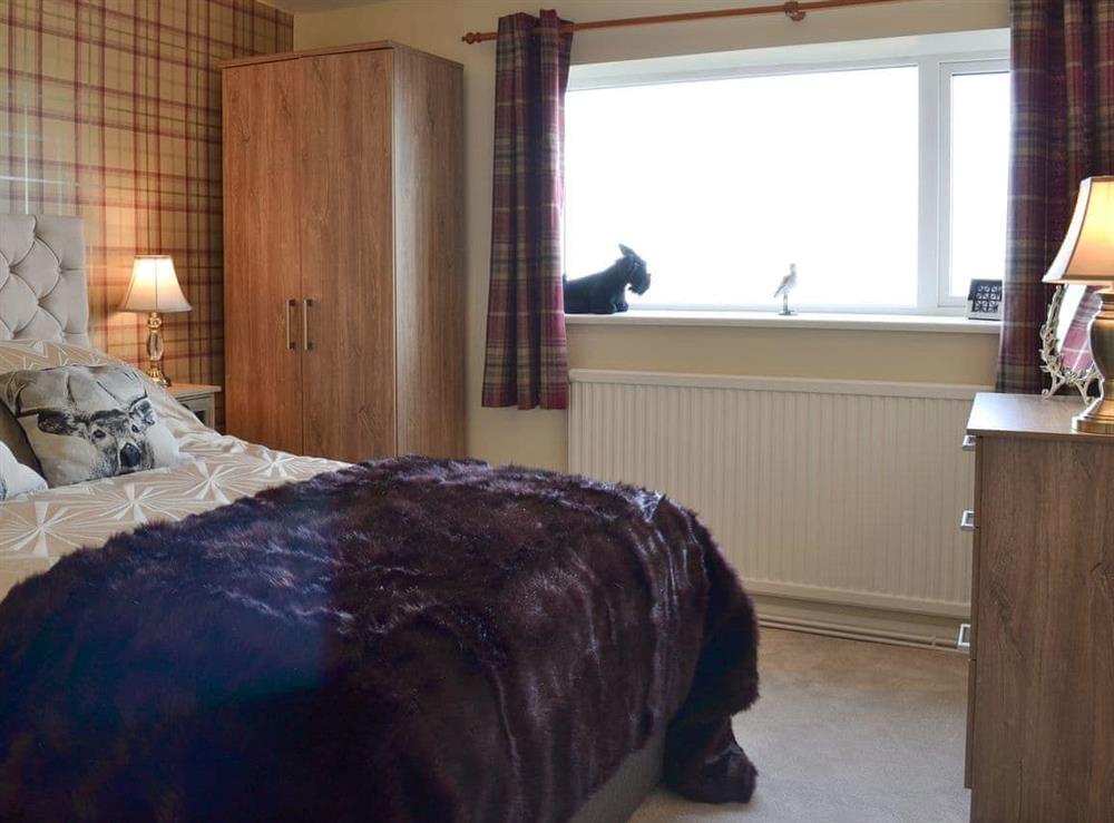 Double bedroom (photo 2) at The Yorkshireman in Ravenscar, near Robin Hood’s Bay, North Yorkshire