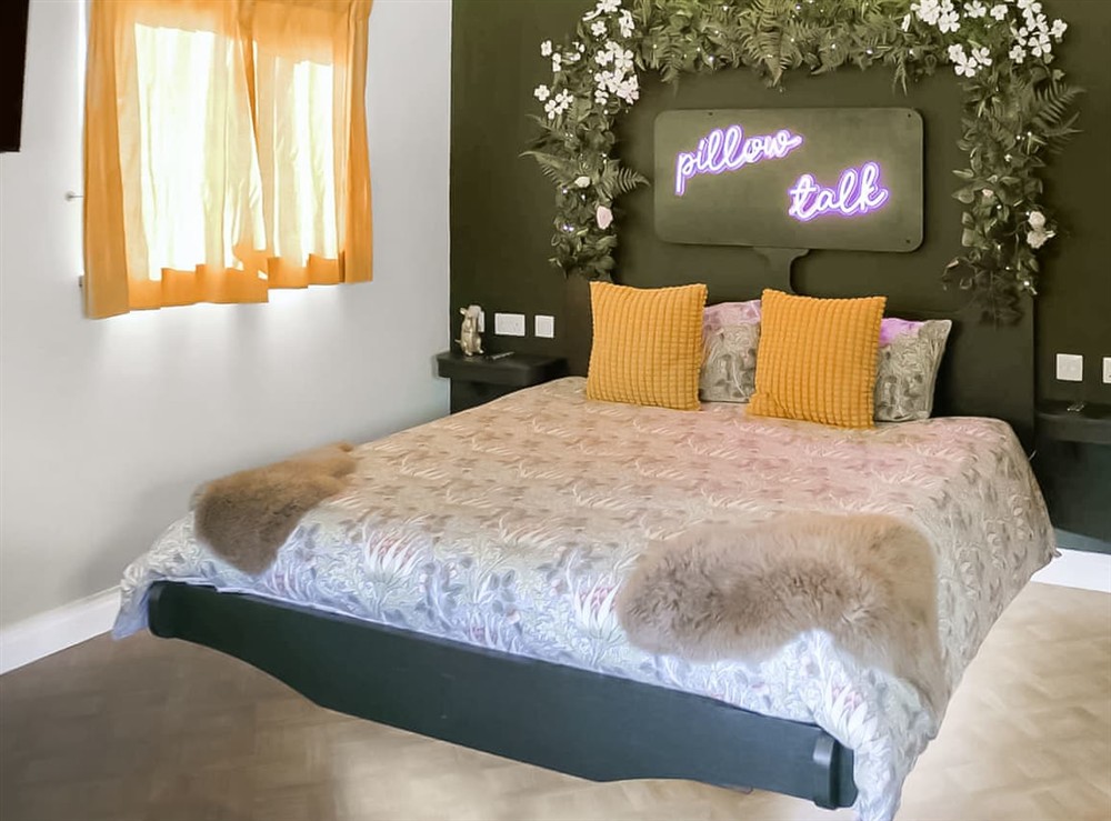 Open plan living space (photo 3) at Thie Ny Wyllin in Kirk Michael, Isle Of Man